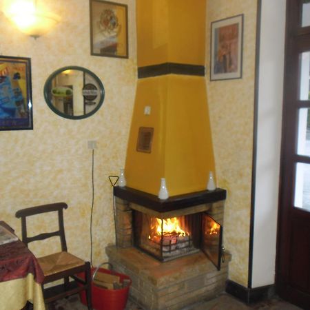 L'Ostu Del Povr-Om Hotel Pinasca Ngoại thất bức ảnh